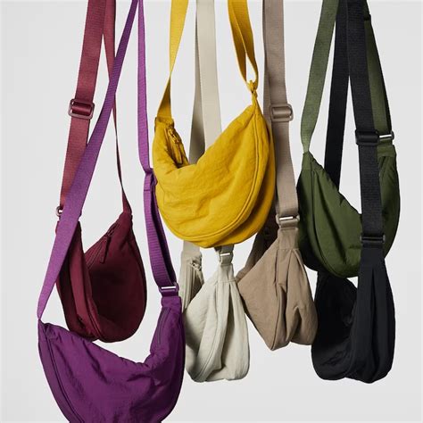 uniqlo moon bag dupe|uniqlo shoulder bag 20 dollar.